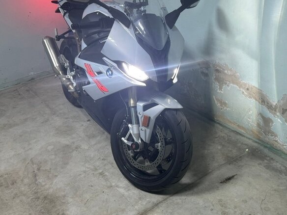 2021 BMW S 1000 RR, серый, 1800000 рублей - вид 9