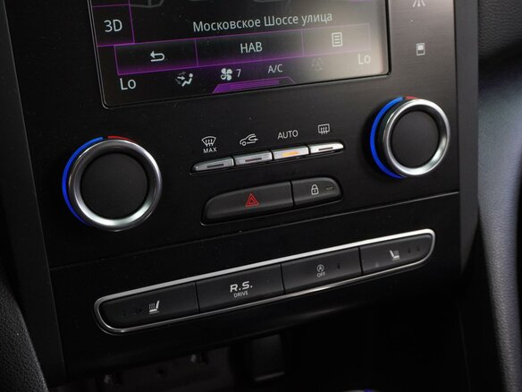 2018 Renault Megane GT IV, синий, 2089000 рублей - вид 17