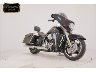 2013 Harley-Davidson Street Glide, чёрный, 1000000 рублей, вид 4