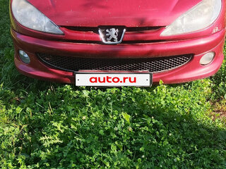 2007 Peugeot 206, красный, 195000 рублей, вид 2