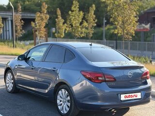 2013 Opel Astra J Рестайлинг, синий, 630000 рублей, вид 3