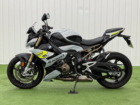 2022 BMW S 1000 R, чёрный, 1360000 рублей, вид 4