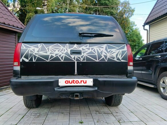 1998 GMC Yukon I (GMT400), серебристый, 600000 рублей - вид 4