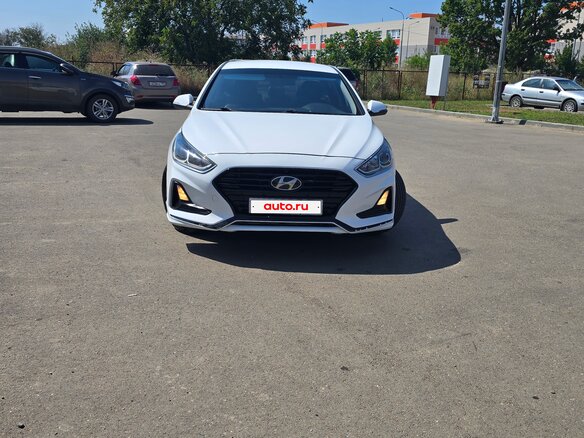 2019 Hyundai Sonata VII (LF) Рестайлинг, белый, 1315000 рублей