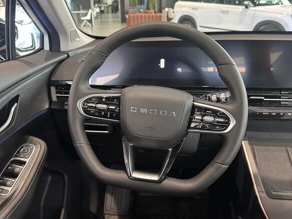 2025 Omoda C5 I Рестайлинг, белый, 2779000 рублей - вид 3