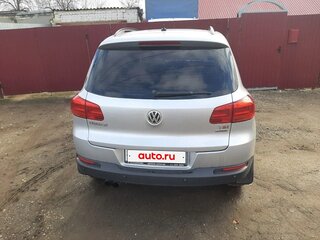 2013 Volkswagen Tiguan I Рестайлинг, серебристый, 899000 рублей, вид 3