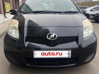 2009 Toyota Vitz II (XP90), чёрный, 530000 рублей, вид 3