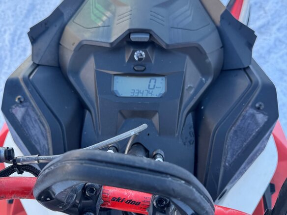 2019 BRP Ski-Doo Summit 850, красный, 1250000 рублей - вид 5