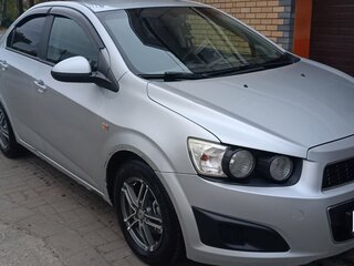 2012 Chevrolet Aveo II, серебристый, 530000 рублей, вид 1