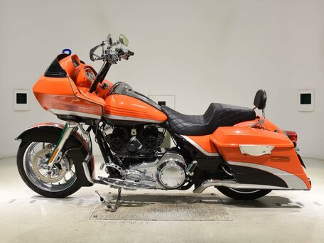 2009 Harley-Davidson Road Glide, оранжевый, 950000 рублей, вид 2