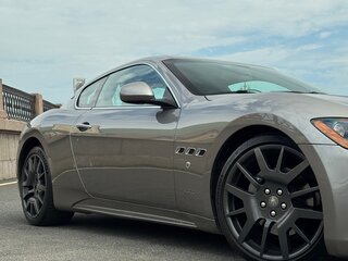 2008 Maserati GranTurismo I, серебристый, 5500000 рублей, вид 3