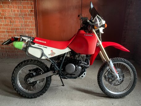 2012 Honda XR 650L, красный, 799000 рублей, вид 2
