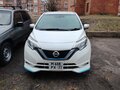 2017 Nissan Note e-Power II Рестайлинг, белый, 1050000 рублей - вид 2