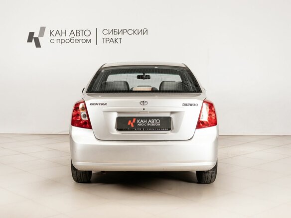 2013 Daewoo Gentra II, серебристый, 655000 рублей - вид 3