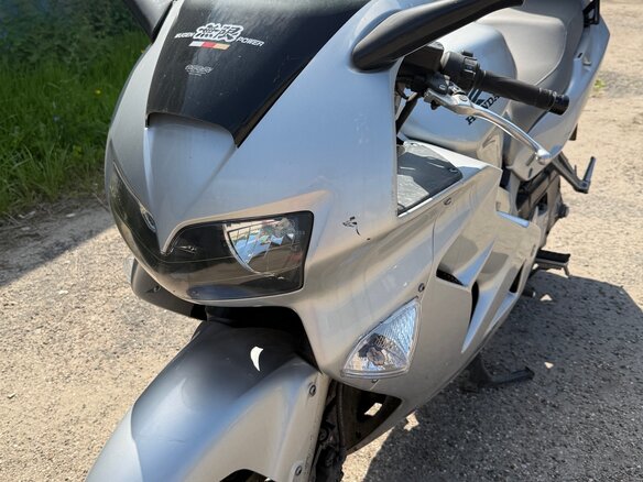 2001 Honda VFR 800, серебристый, 550000 рублей - вид 3