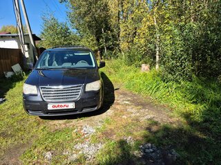 2009 Chrysler Town & Country V, чёрный, 790000 рублей, вид 2