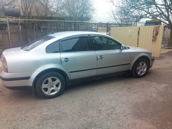 2001 Volkswagen Passat B5 Рестайлинг, серебристый, 455000 рублей - вид 5
