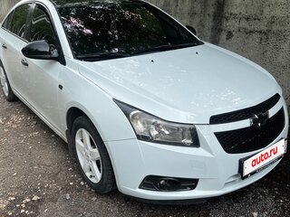 2011 Chevrolet Cruze I, белый, 800000 рублей, вид 2
