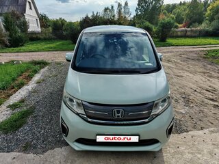 2015 Honda Stepwgn V, зелёный, 1870000 рублей, вид 1
