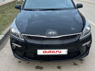 2019 Kia Rio IV, чёрный, 1450000 рублей, вид 2