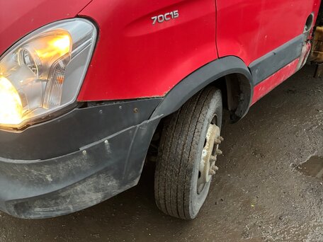 2012 Iveco Daily, красный, 1700000 рублей, вид 5