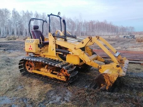 1995 Mitsubishi BD2G, жёлтый, 1600000 рублей, вид 2