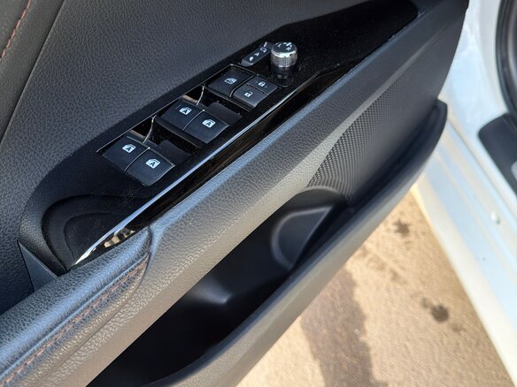 2019 Toyota Camry VIII (XV70), белый, 2750000 рублей - вид 7