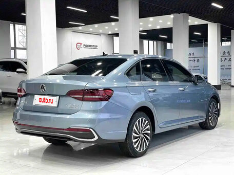 2023 Volkswagen Lavida III Рестайлинг, белый, 1850000 рублей, вид 3