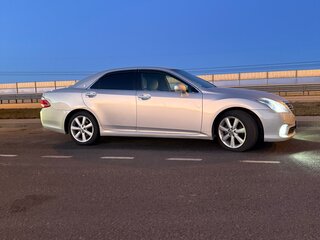 2010 Toyota Crown XIII (S200), серый, 1270000 рублей, вид 3