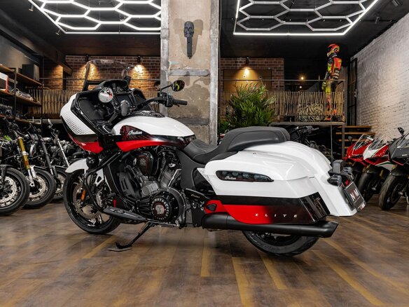 2025 Indian Challenger, белый, 4990000 рублей - вид 5