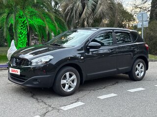 2010 Nissan Qashqai I Рестайлинг, чёрный, 900000 рублей, вид 2