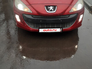 2008 Peugeot 308 I, красный, 549000 рублей, вид 1