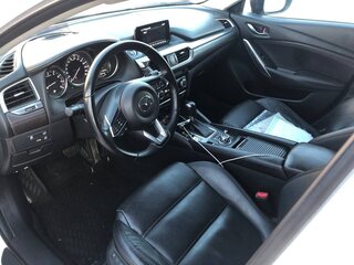 2017 Mazda 6 III (GJ) Рестайлинг, белый, 1770000 рублей, вид 3