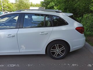 2013 Chevrolet Cruze I Рестайлинг, белый, 650000 рублей, вид 4