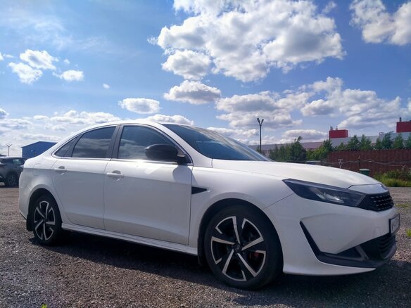 2023 Kaiyi E5, белый - вид 2
