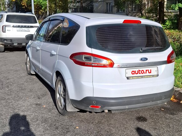 2011 Ford S-MAX I Рестайлинг, белый, 1300000 рублей - вид 5
