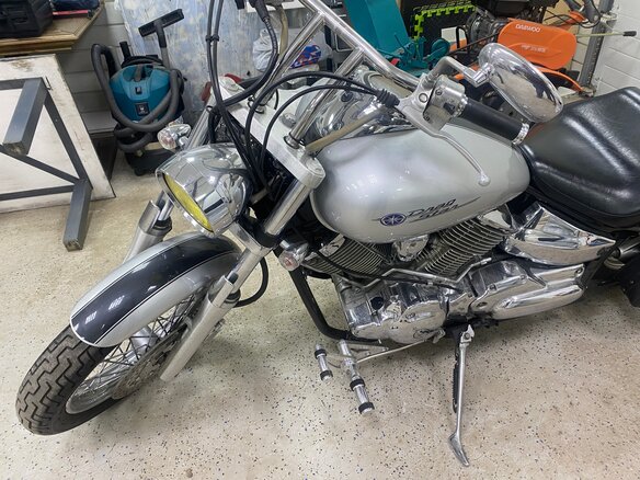 2002 Yamaha XVS1100, серый, 480000 рублей - вид 1