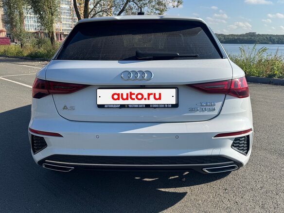 2022 Audi A3 Sportback 35 TFSI IV (8Y), белый, 2600000 рублей - вид 3