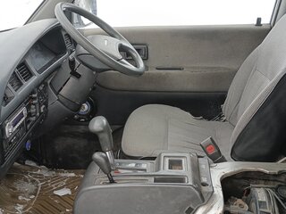 1991 Toyota Town Ace II Рестайлинг 2, серебристый, 220000 рублей, вид 5