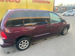 1999 Plymouth Voyager III, пурпурный, 340000 рублей, вид 2