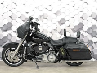 2012 Harley-Davidson Street Glide, чёрный, 1177000 рублей, вид 4