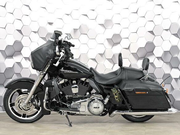 2012 Harley-Davidson Street Glide, чёрный, 1177000 рублей - вид 3