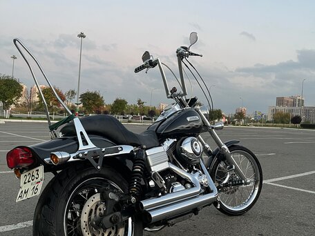 2006 Harley-Davidson Dyna Wide Glide, чёрный, 700000 рублей, вид 3