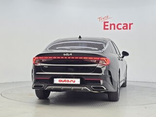 2022 Kia K5 III, чёрный, 2100121 рублей, вид 4