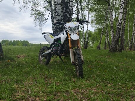 2023 BSE SSSR Atom, белый, 40000 рублей, вид 2