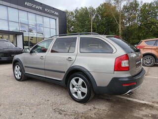 2012 Skoda Octavia Scout II (A5) Рестайлинг, серый, 1069000 рублей, вид 5