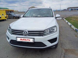 2016 Volkswagen Touareg II Рестайлинг, белый, 2650000 рублей, вид 1