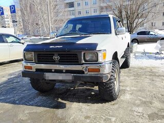1996 Toyota Hilux V, белый, 1180000 рублей, вид 3