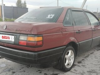 1989 Volkswagen Passat B3, пурпурный, 100000 рублей, вид 3