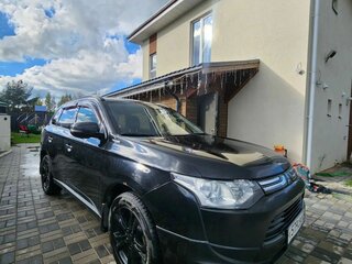 2013 Mitsubishi Outlander III, чёрный, 1069000 рублей, вид 1